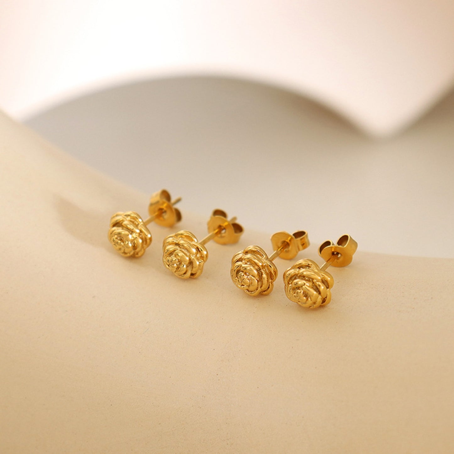 Rosé Stud Earrings